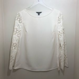 New Banana Republic Ivory Lace Top Women’s Size S!